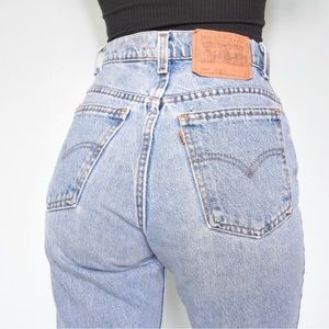 Vintage Levi’s high waisted jeans sz 6